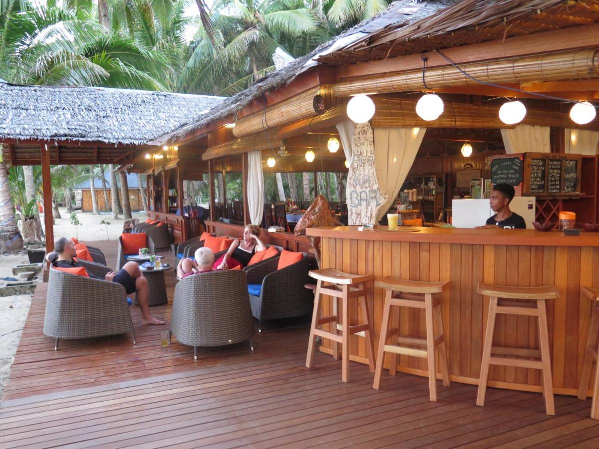Blue Bay Divers Likupang Bangka Exterior photo
